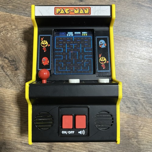 Basic fun pac man - basic,