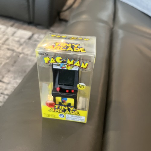 Tiny arcade pac - arcade, world's