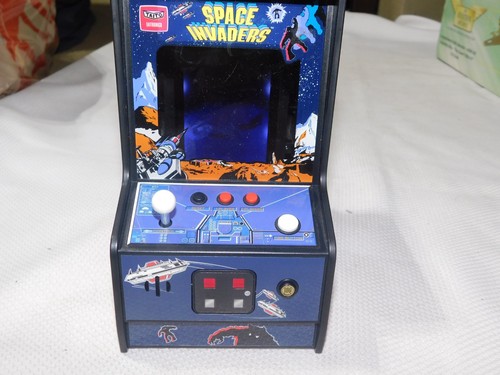 Arcade space invaders micro - arcade,
